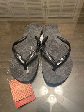 Havaianas flip flops